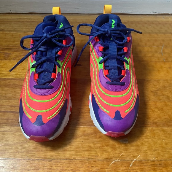 Nike Air Max • 270 React ENG • Raspberry Ripple - Picture 2 of 5